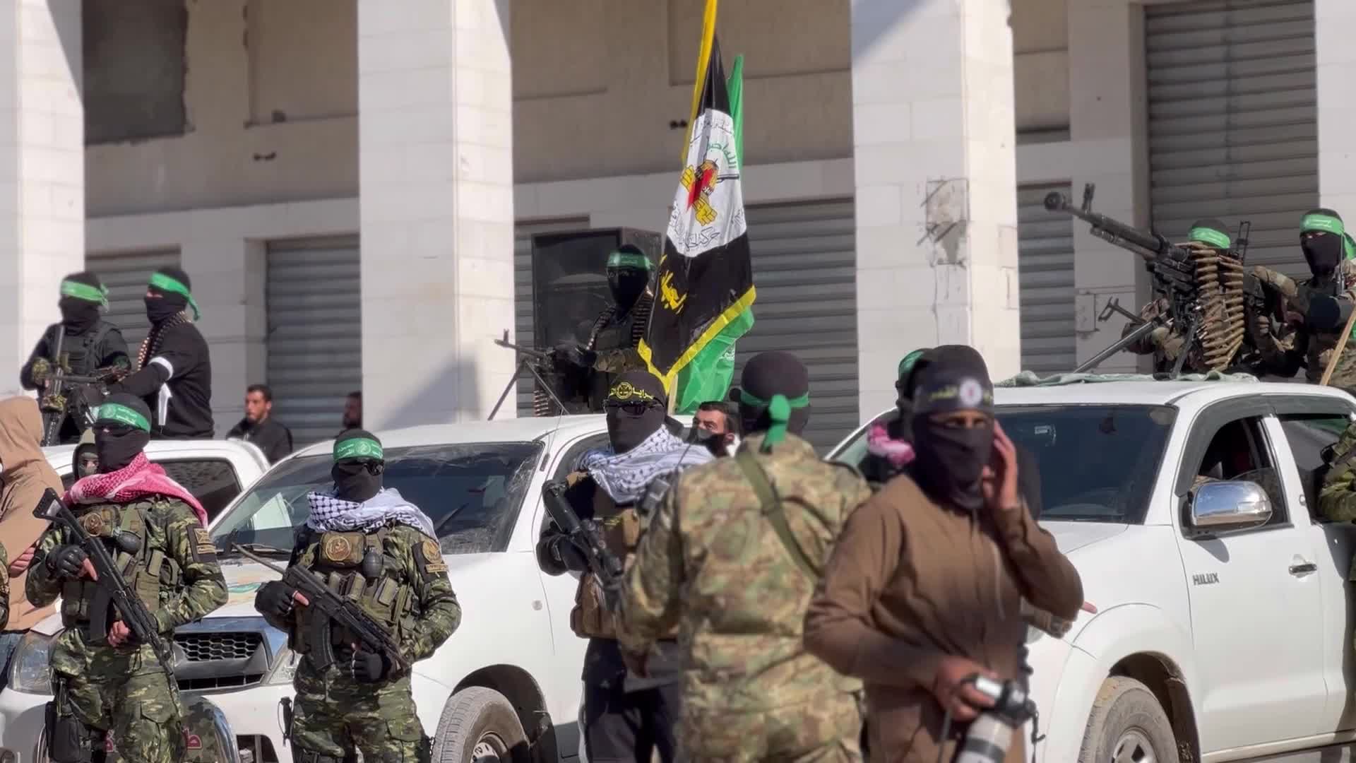 Hamas hands over 4 Israeli soldier hostages to Red Cross in 2nd swap