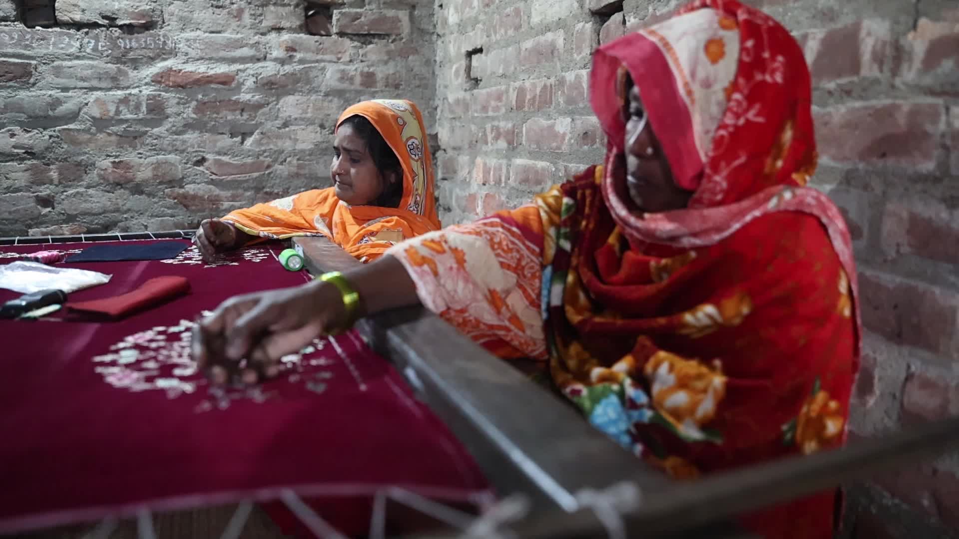“Zari” Village Outskirts Of Kolkata, India