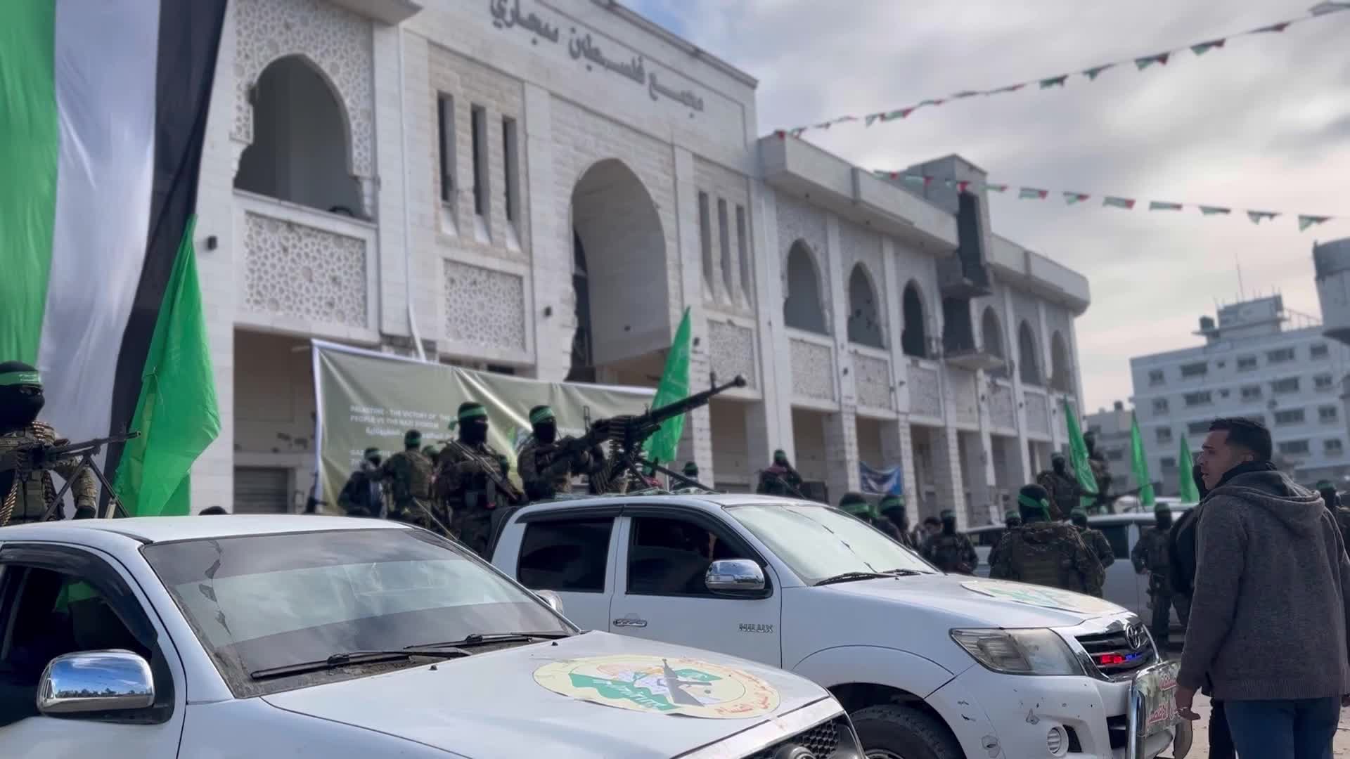 Hamas hands over 4 Israeli soldier hostages to Red Cross in 2nd swap