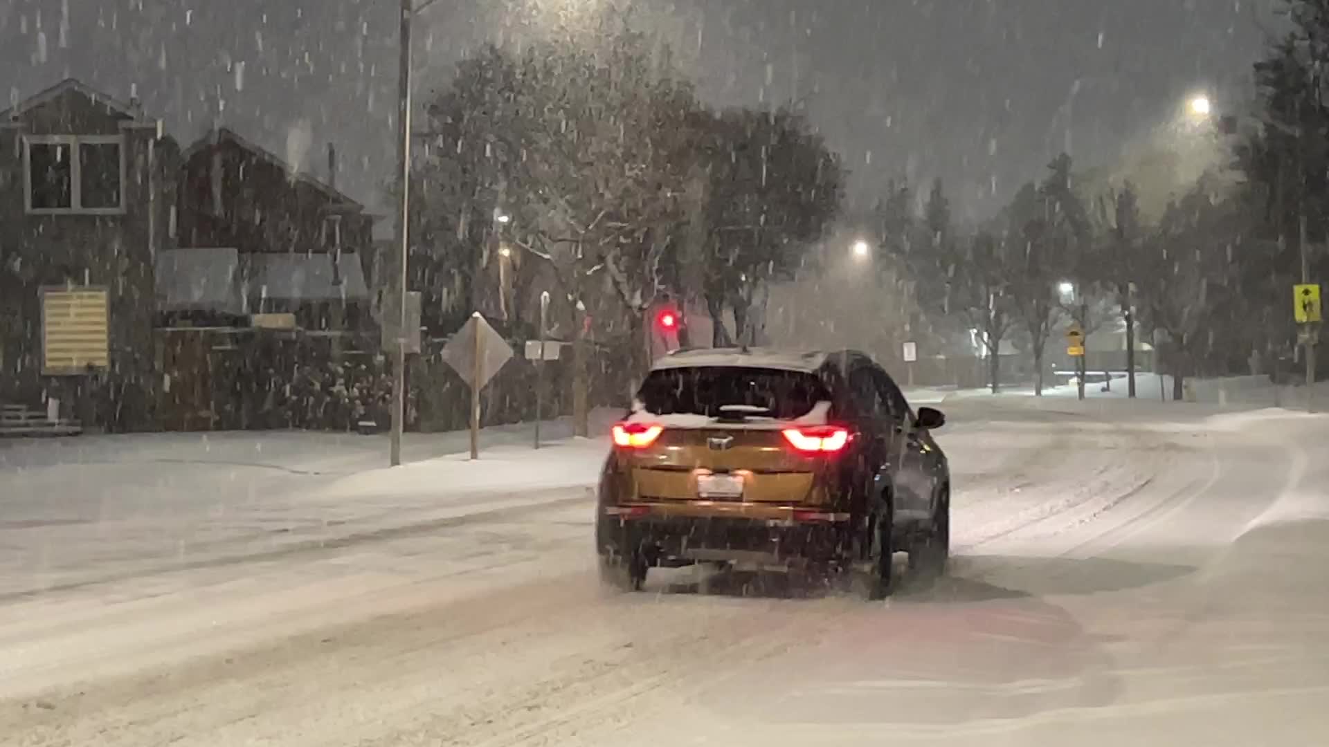 Heavy snow falling in Toronto, Canada