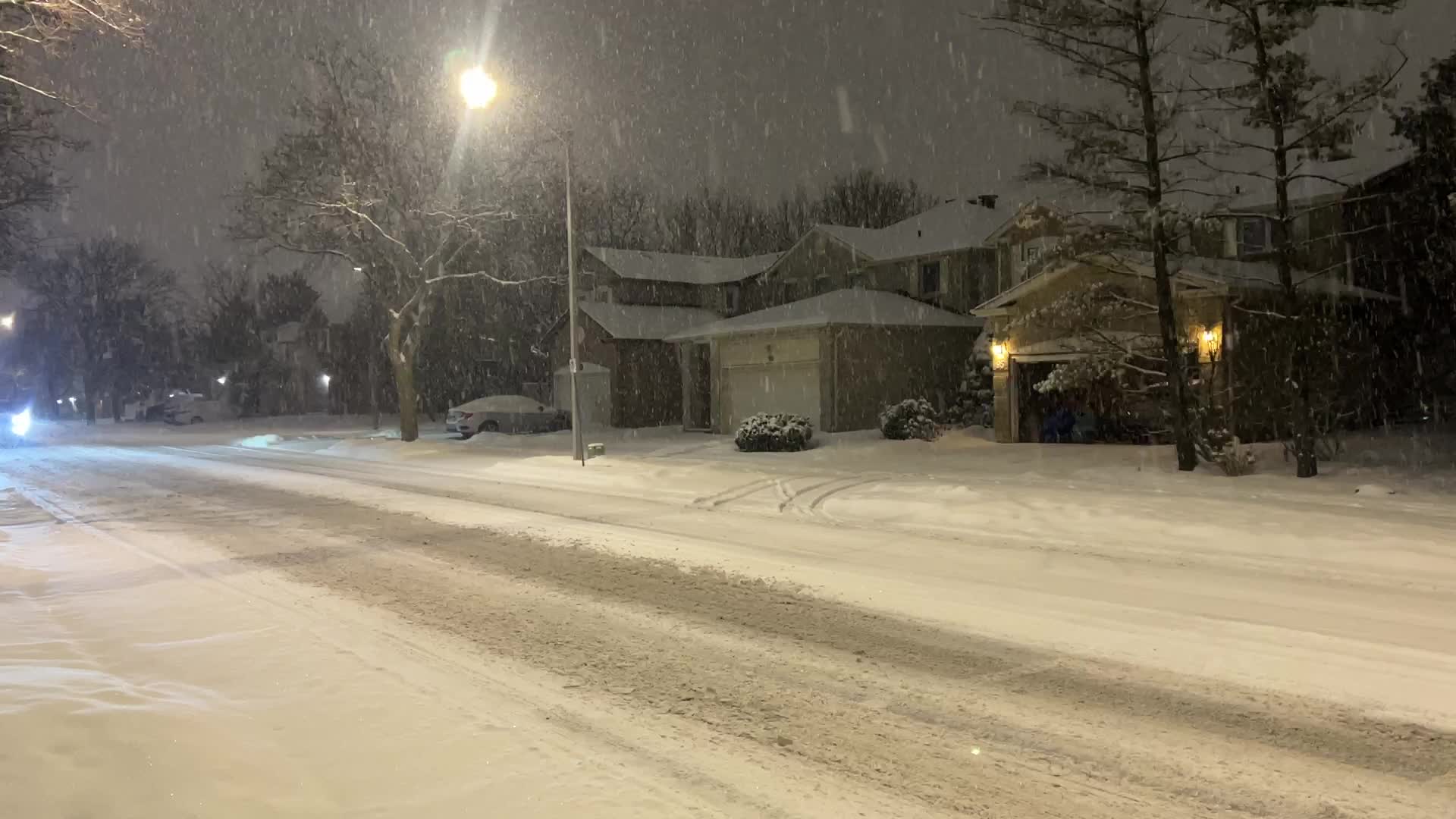 Heavy snow falling in Toronto, Canada