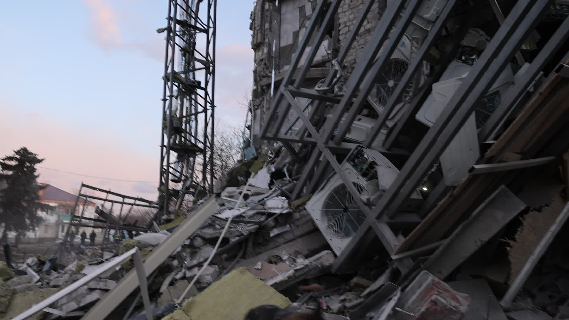 The attack of the Russian army on Izyum: 5 people were killed