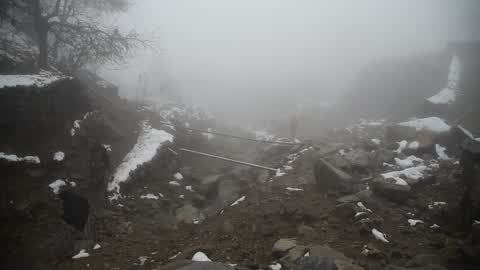 Foggy morning in Srinagar.