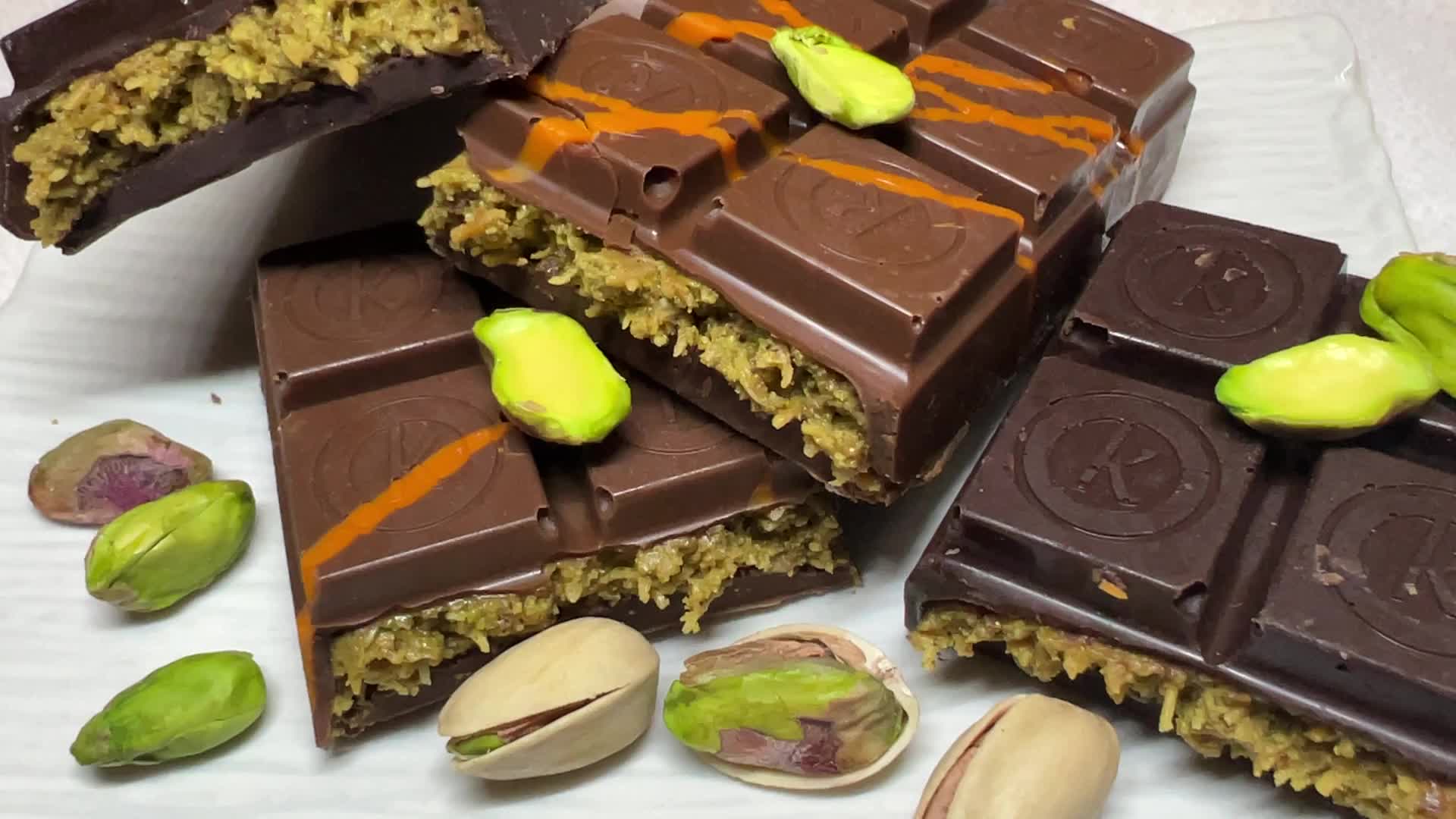 Dubai Pistachio Kunafa Chocolate Bars