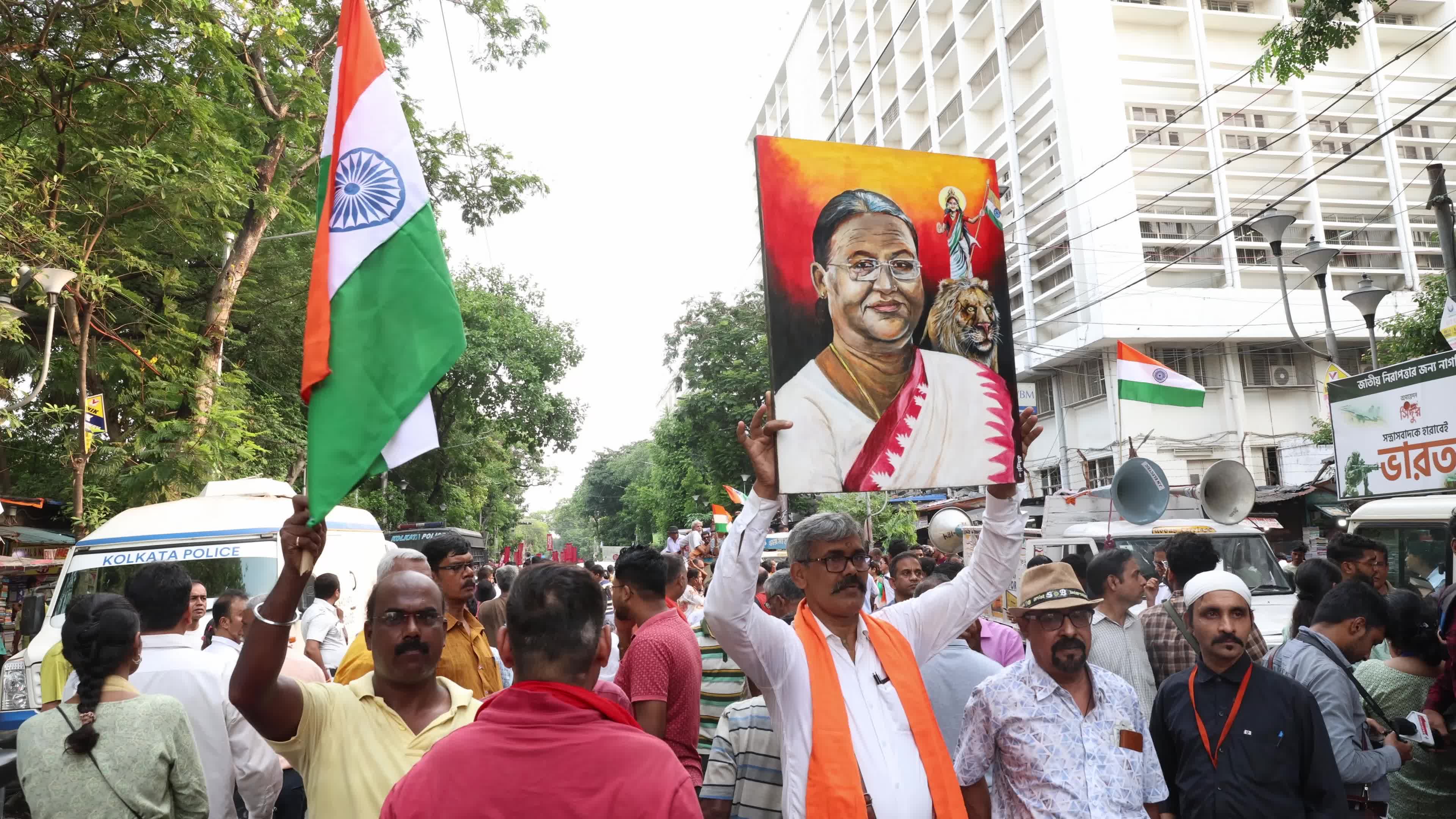 Tricolor Flag March To Highlight The Success Of Indian Military's "Operation Sindoor" In Kolkata, India