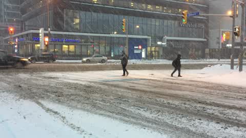 Toronto gets hit by massive winter snowstorm