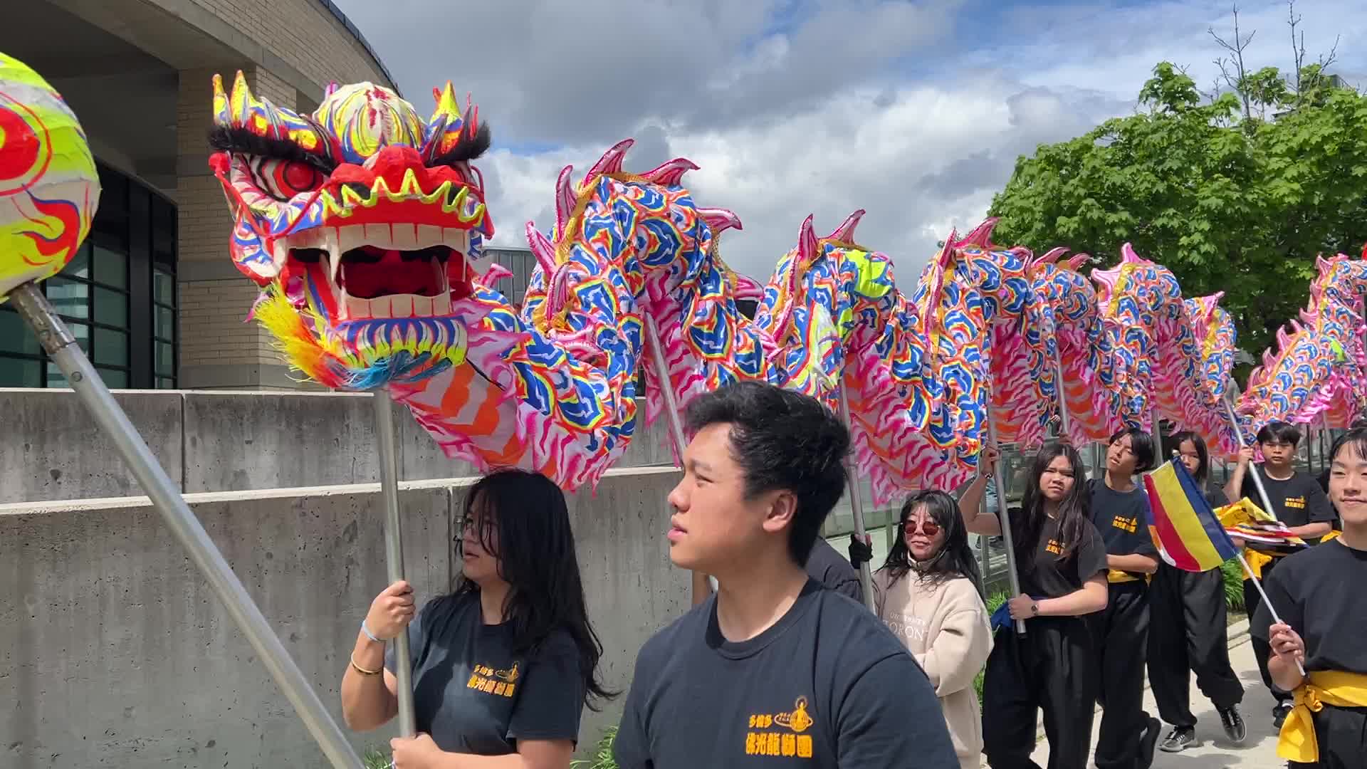 Buddhists celebrate Vesak
