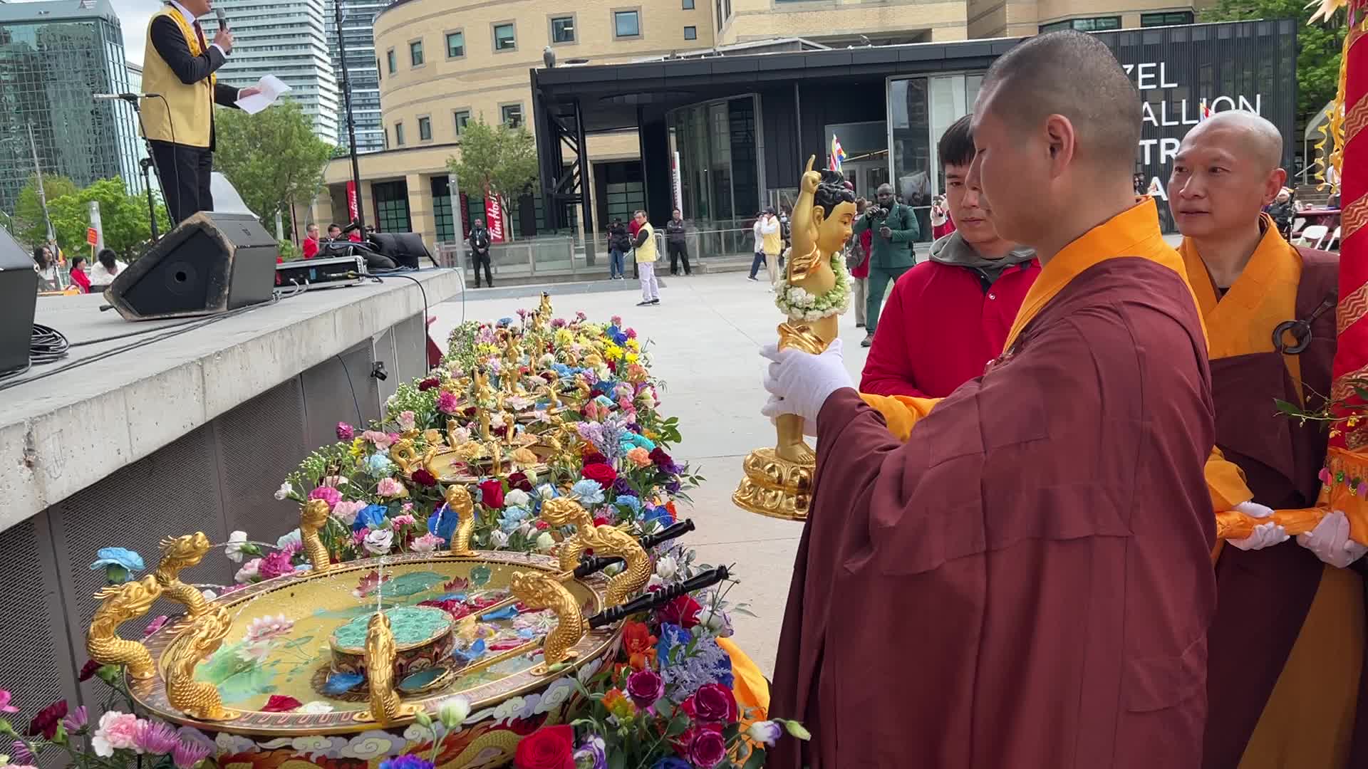 Buddhists celebrate Vesak
