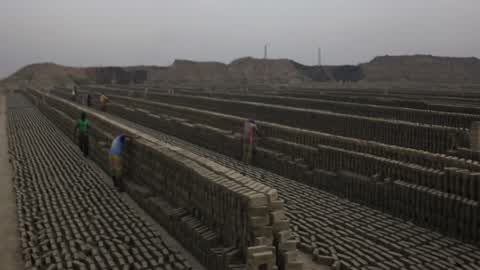  Brick Kilns cause Air pollution in Dhaka 