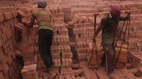  Brick Kilns cause Air pollution in Dhaka 