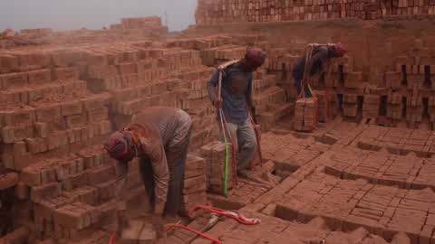  Brick Kilns cause Air pollution in Dhaka 