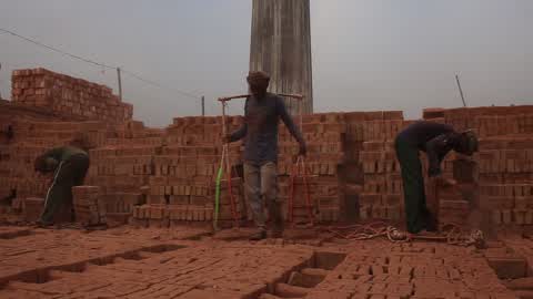  Brick Kilns cause Air pollution in Dhaka 