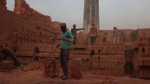  Brick Kilns cause Air pollution in Dhaka 