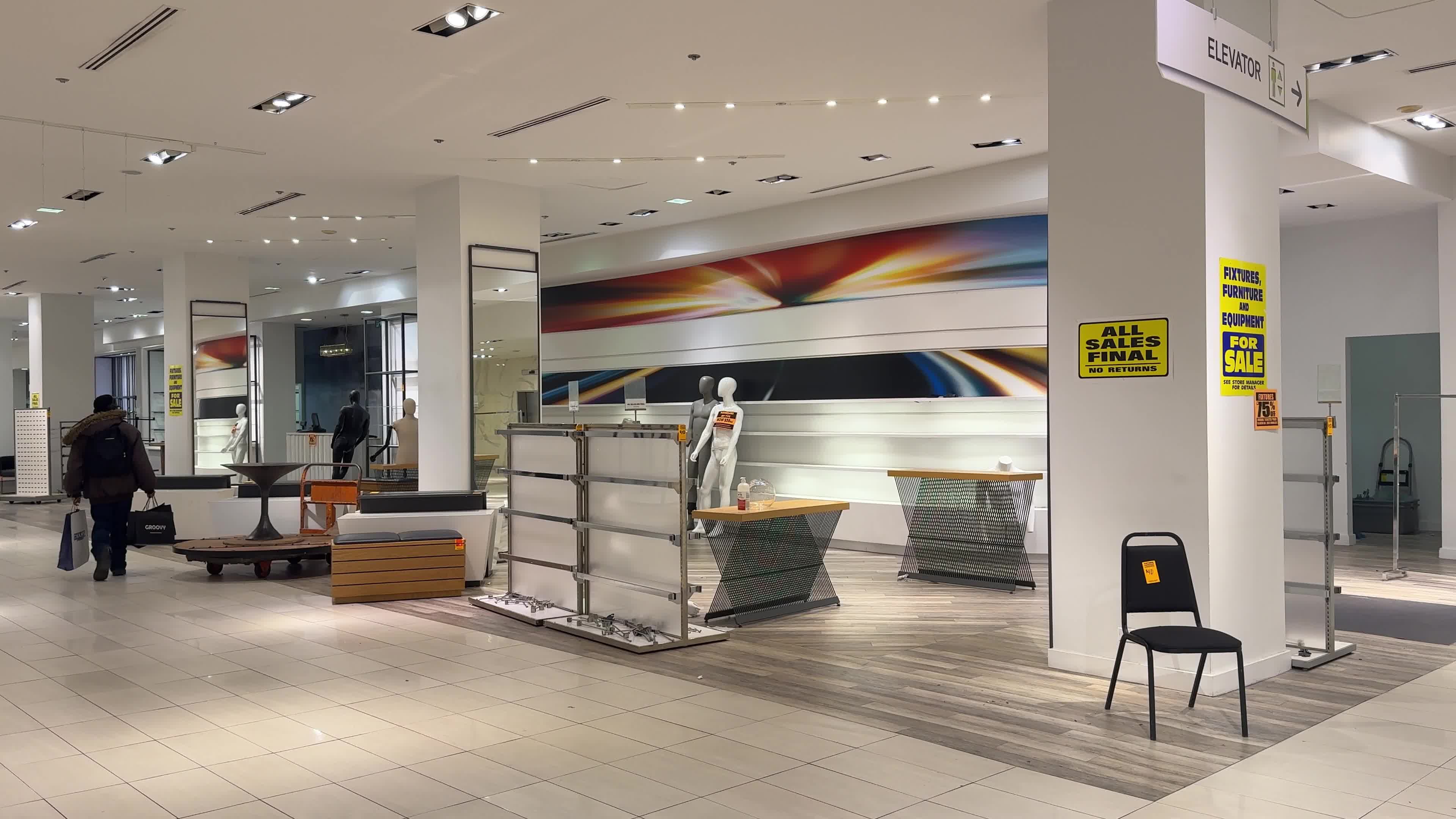 Hudson's Bay Stores to Close in Canada 