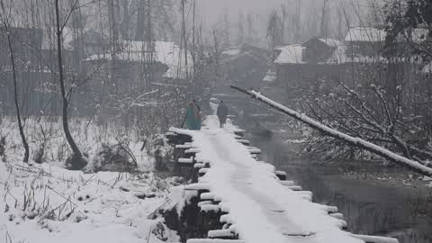 Heavy Snowfall in Kashmir