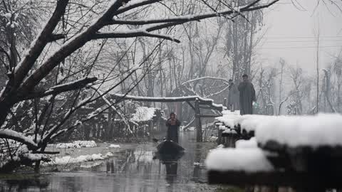Heavy Snowfall in Kashmir