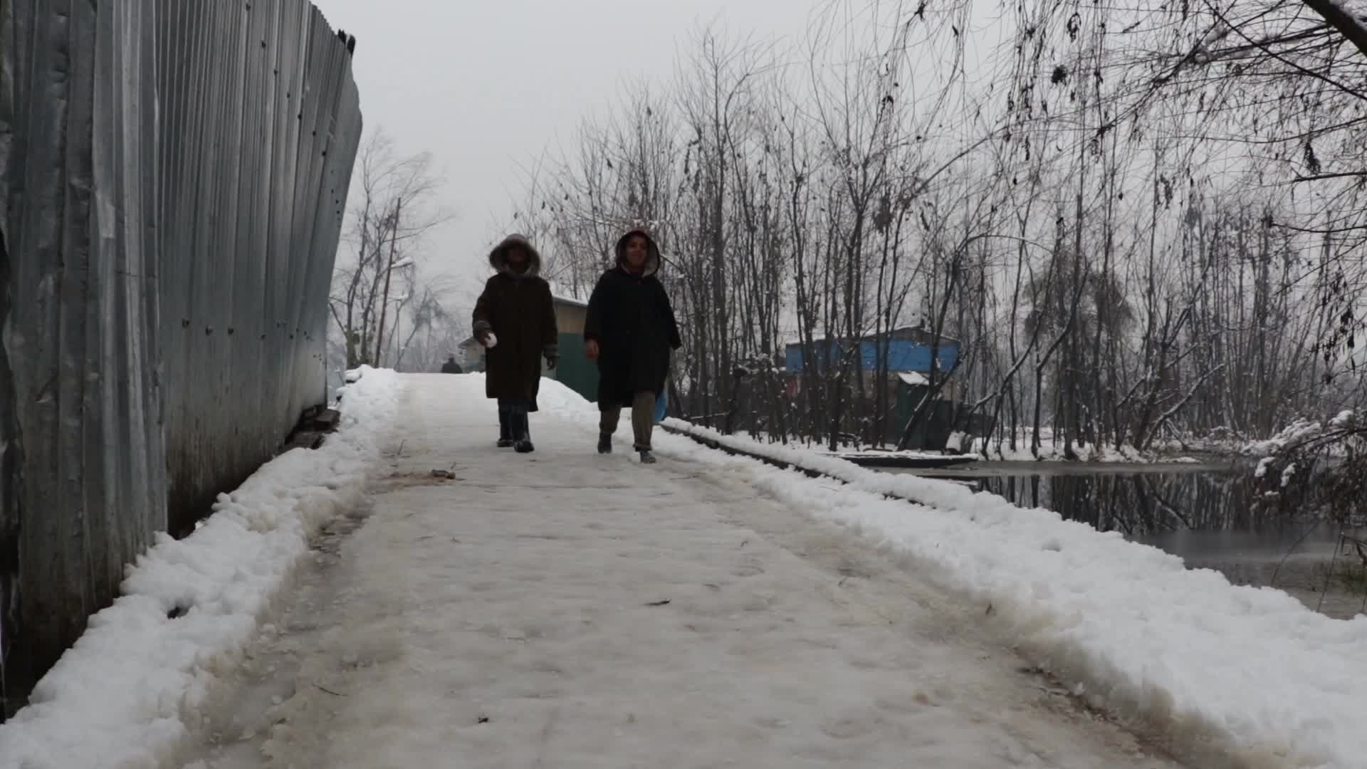 Kashmir Receives Fresh Snowfall