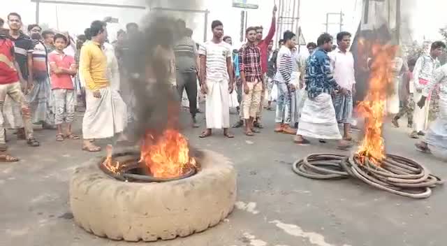 Citizenship Amendment Bill: India's West Bengal hit by protests