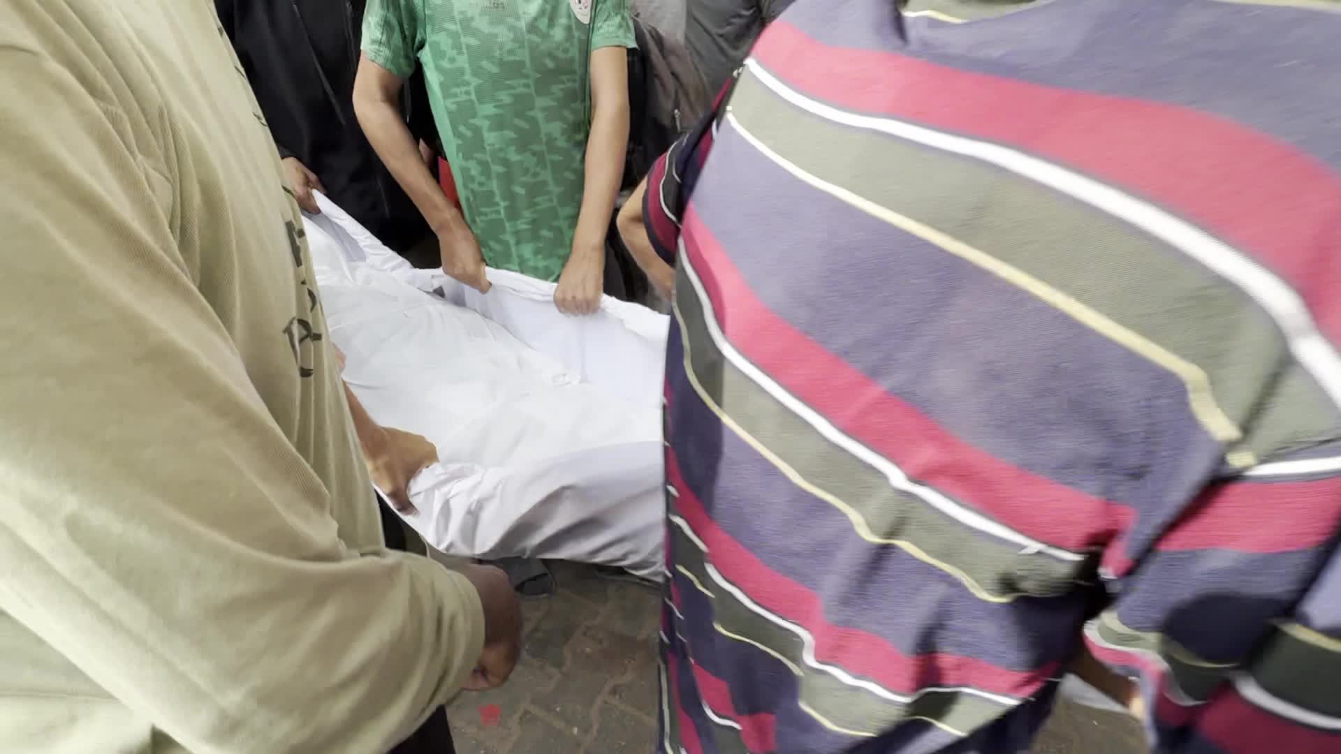 Relatives Mourn Palestinians Killed While Seeking Aid in Gaza Funeral