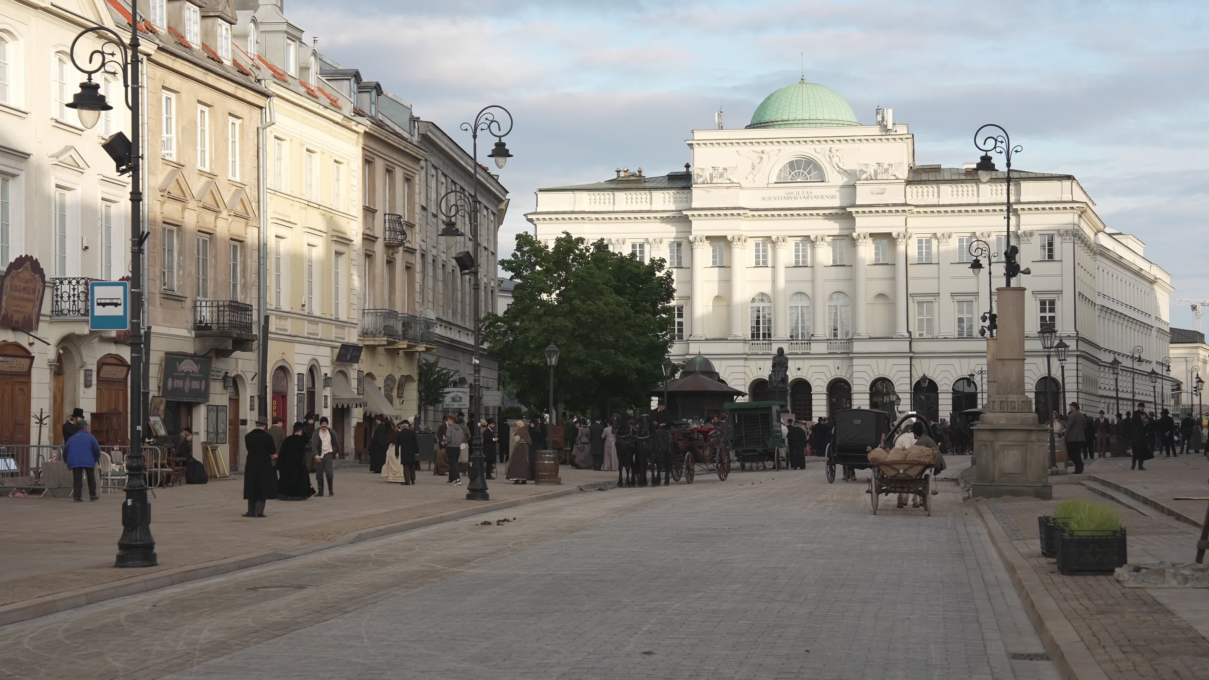 Netflix movie based on Polish book filmed in Warsaw