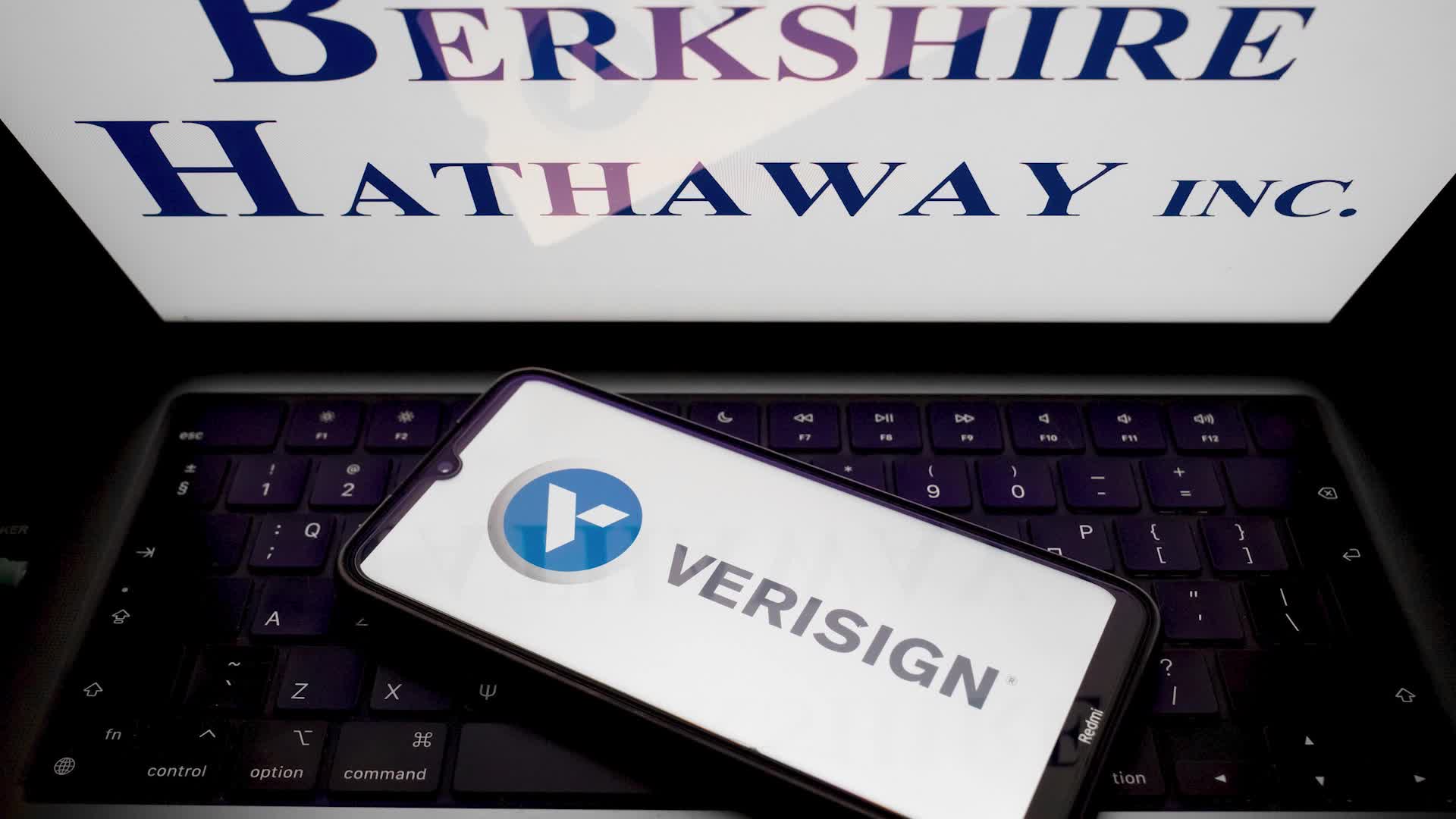 Berkshire Hathaway Seeks Up to $1.25 Billion for VeriSign Stake