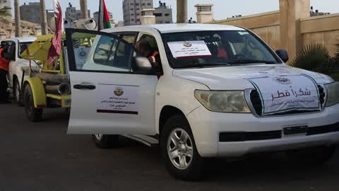 Israel allows Qatari donation of 20 emergency vehicles into Gaza City