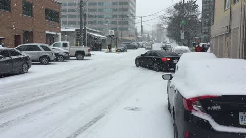 Toronto gets hit by winter snowstorm