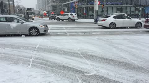 Toronto gets hit by winter snowstorm