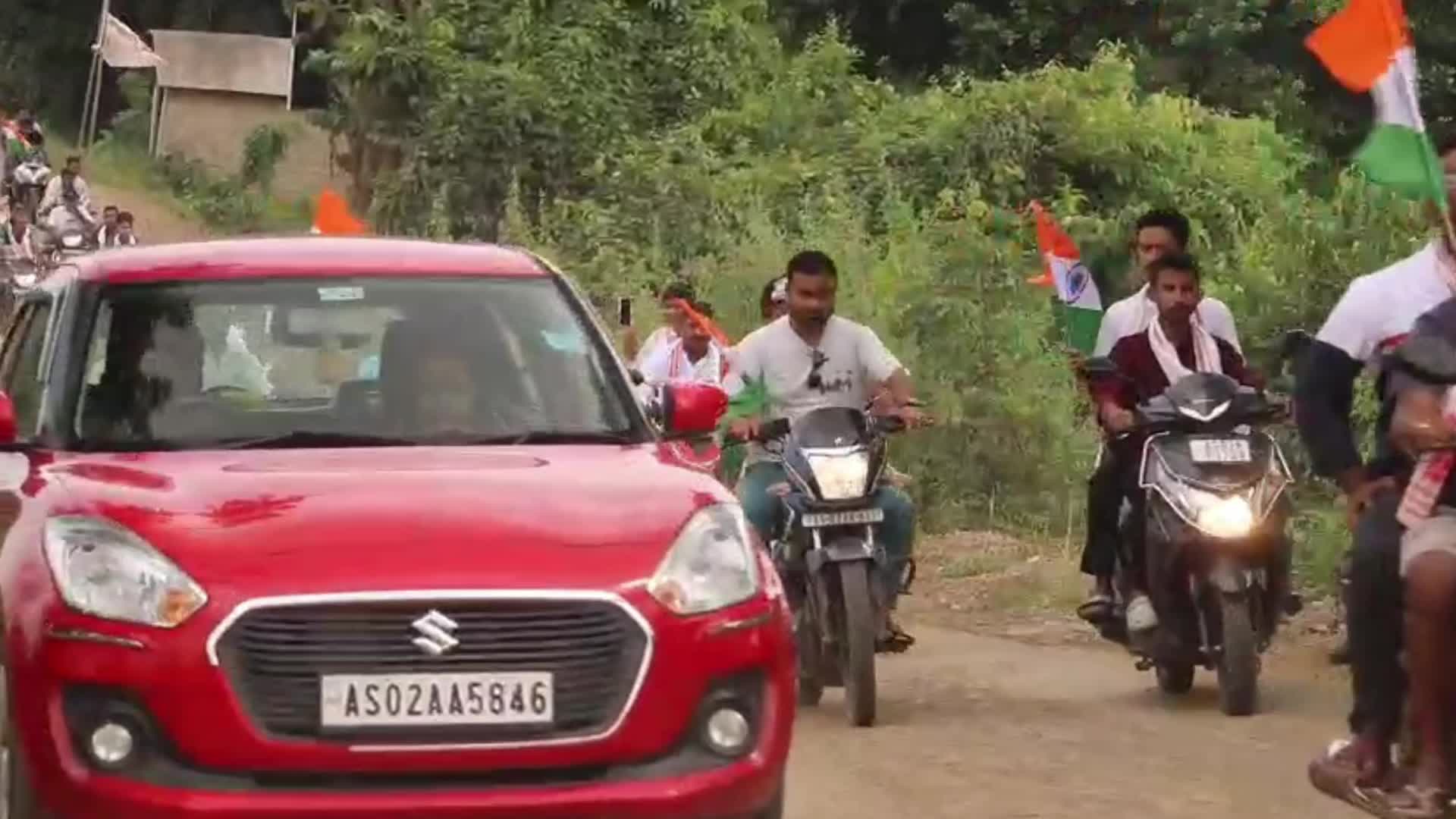 CRPF constable killed in IED blast cremated in Assam ,India 