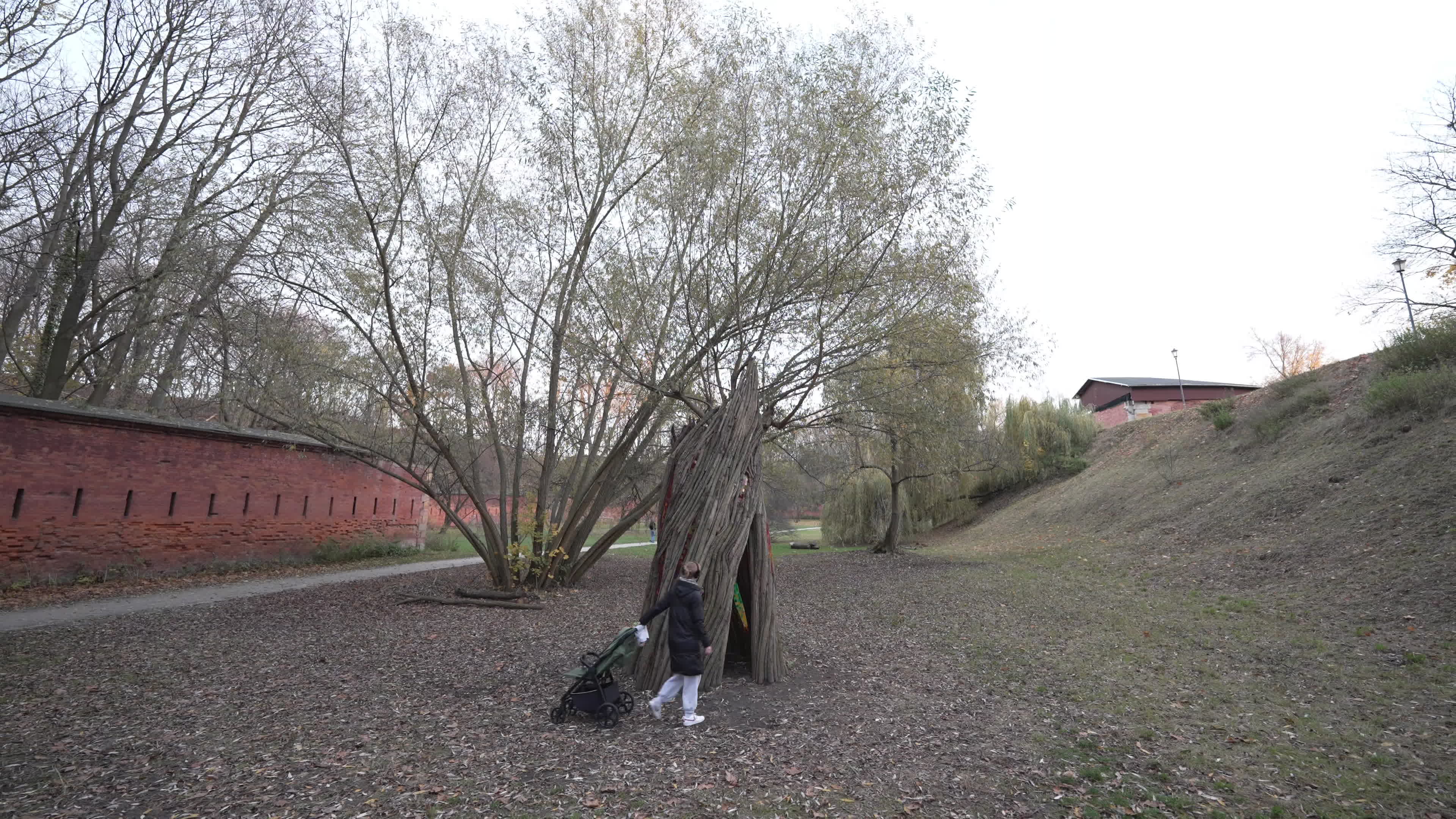Willow Temple Artwork Revived in Warsaw