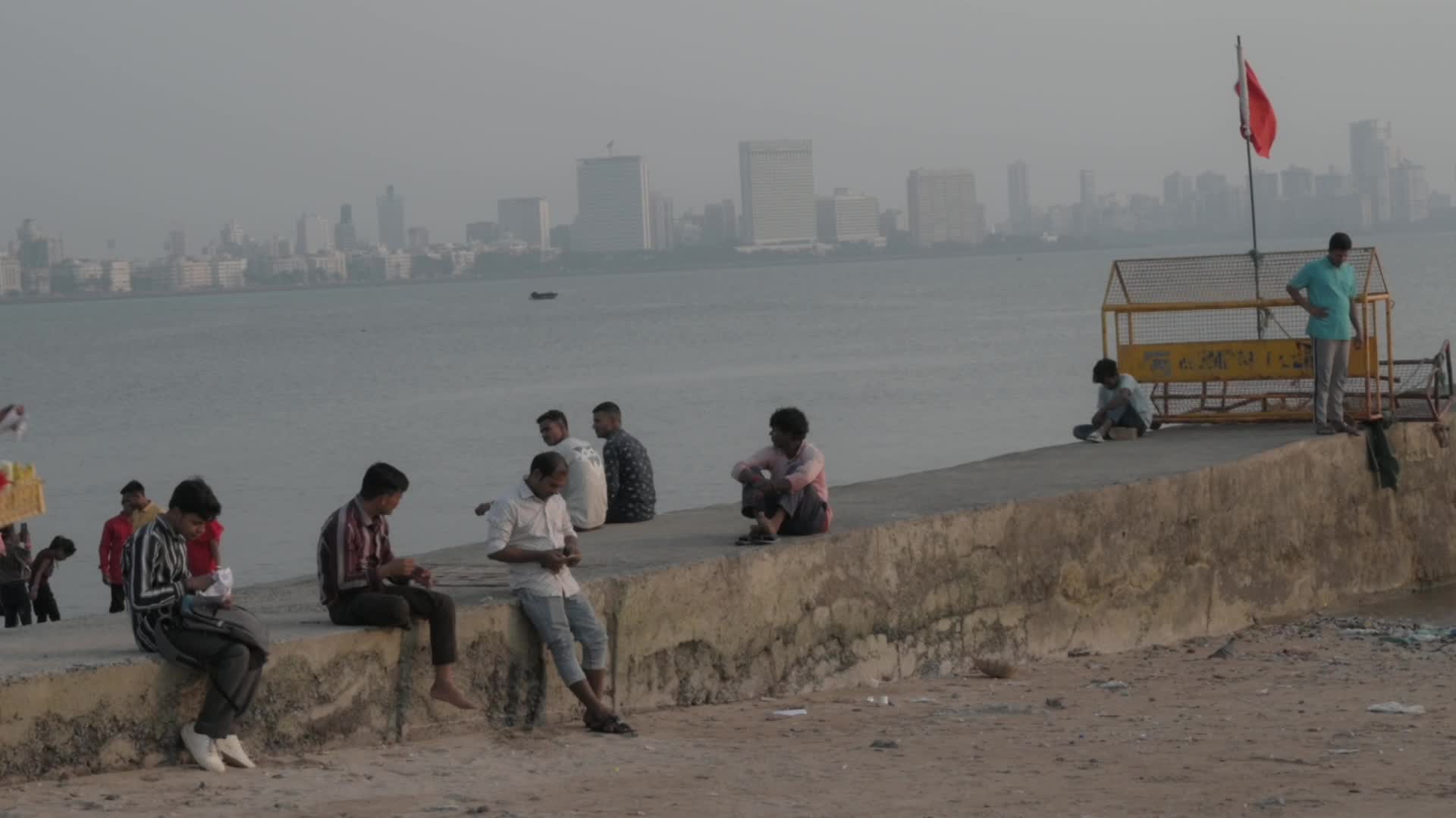 Daily Life In Mumbai 