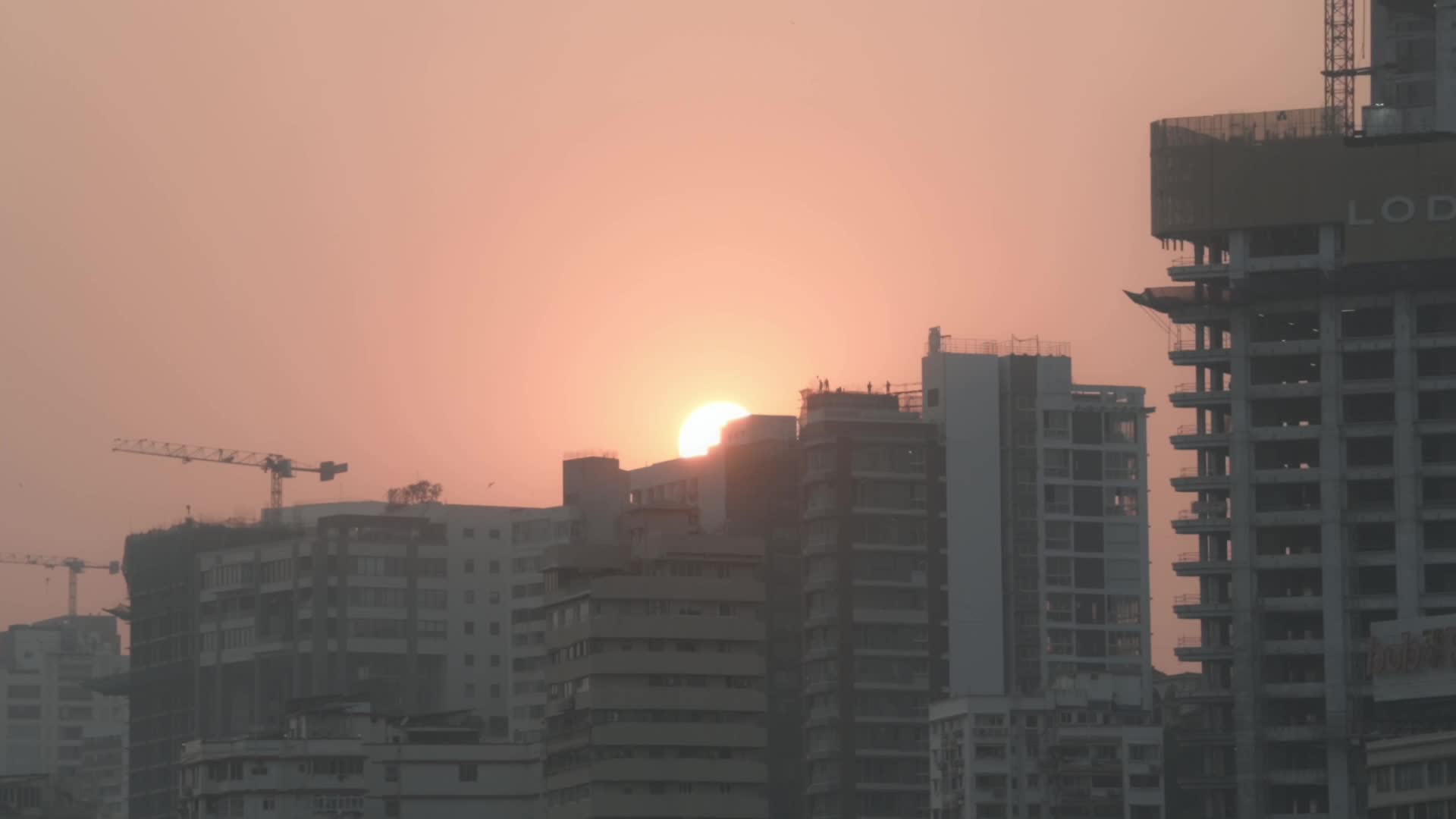 Daily Life In Mumbai 