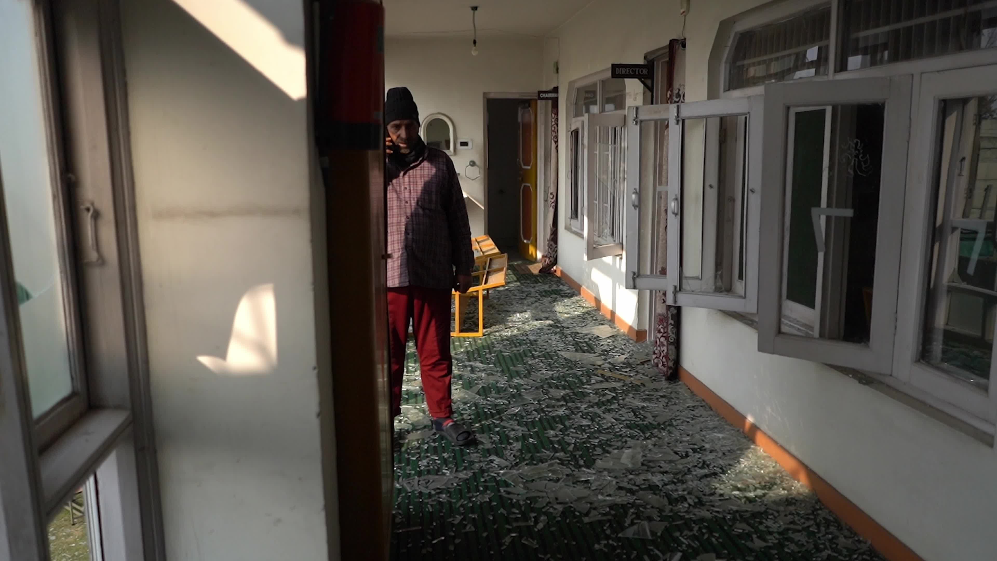 9 Killed 29 Injured After Blast Rips Through Police Station In Kashmir