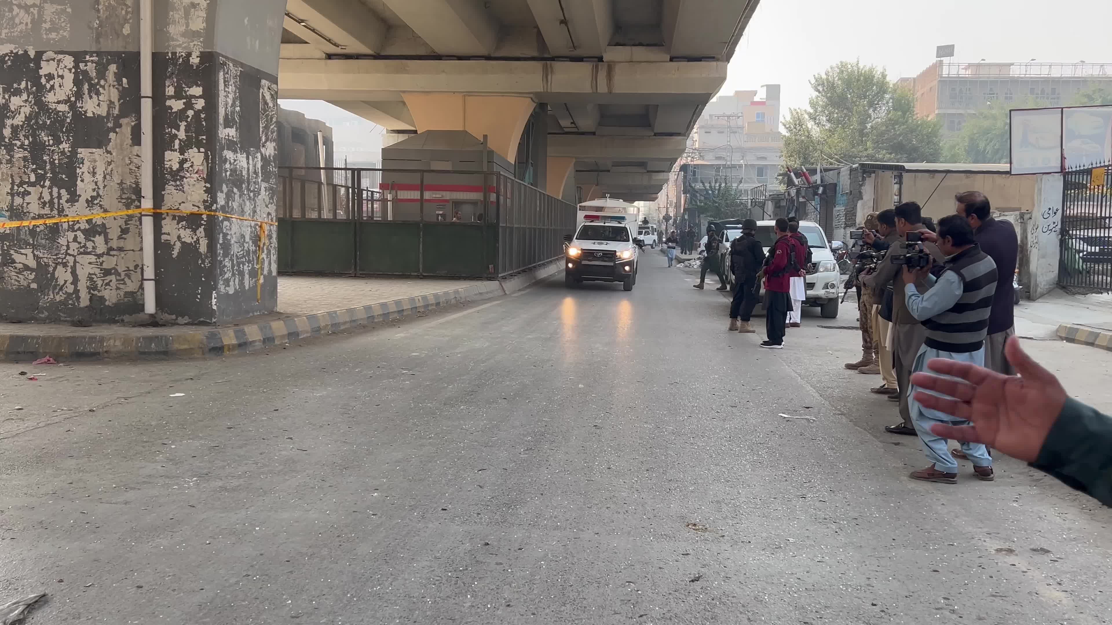 Several killed after militant attack on Pakistan paramilitary headquarters
