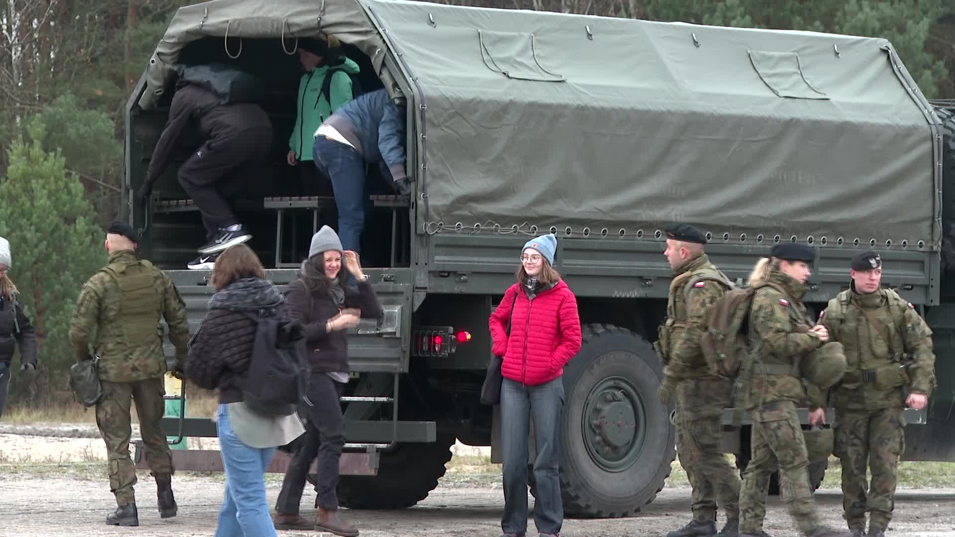 Poland conducts largest military training in its history