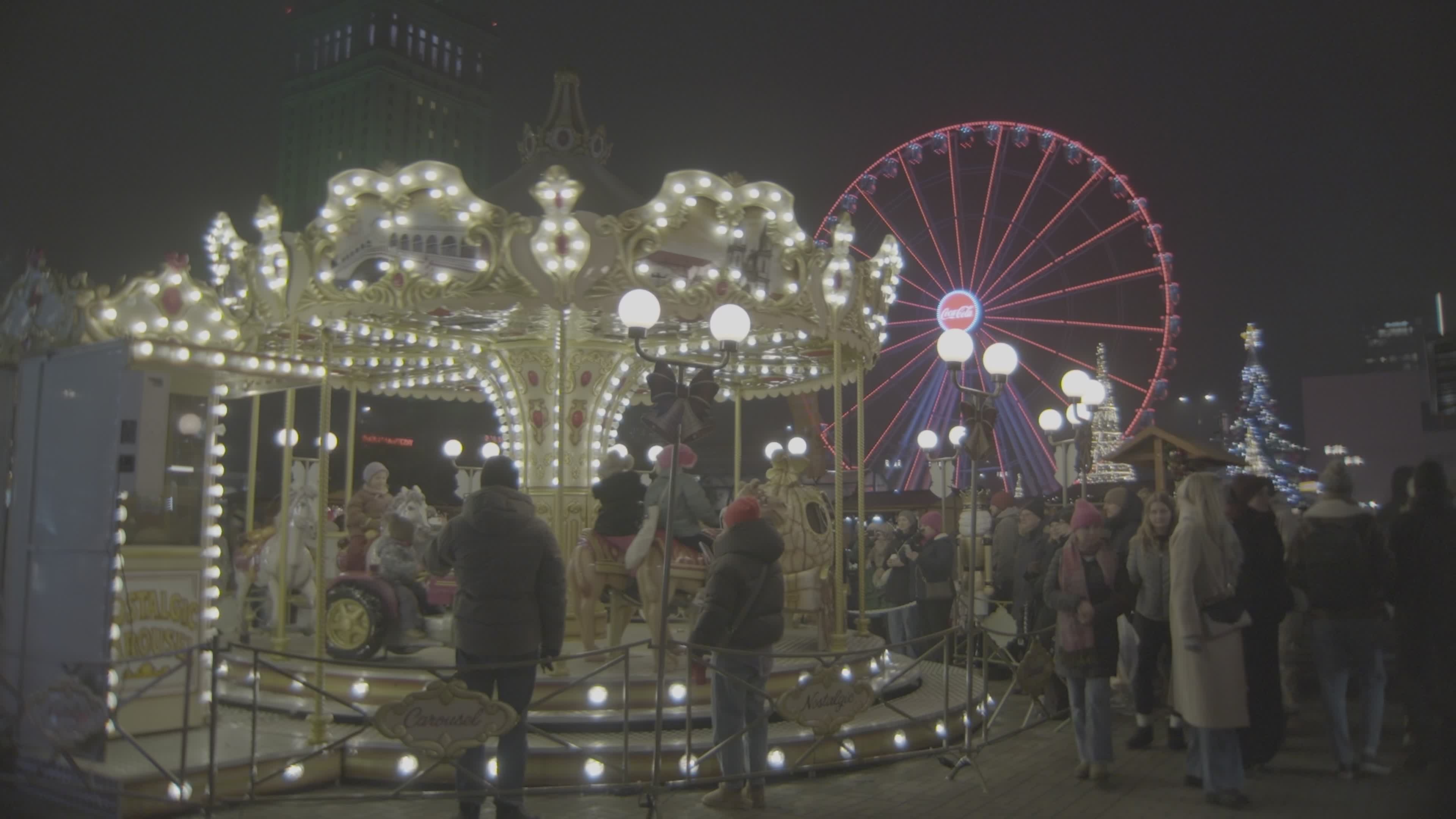 First ever Warsaw Christmas market in city center