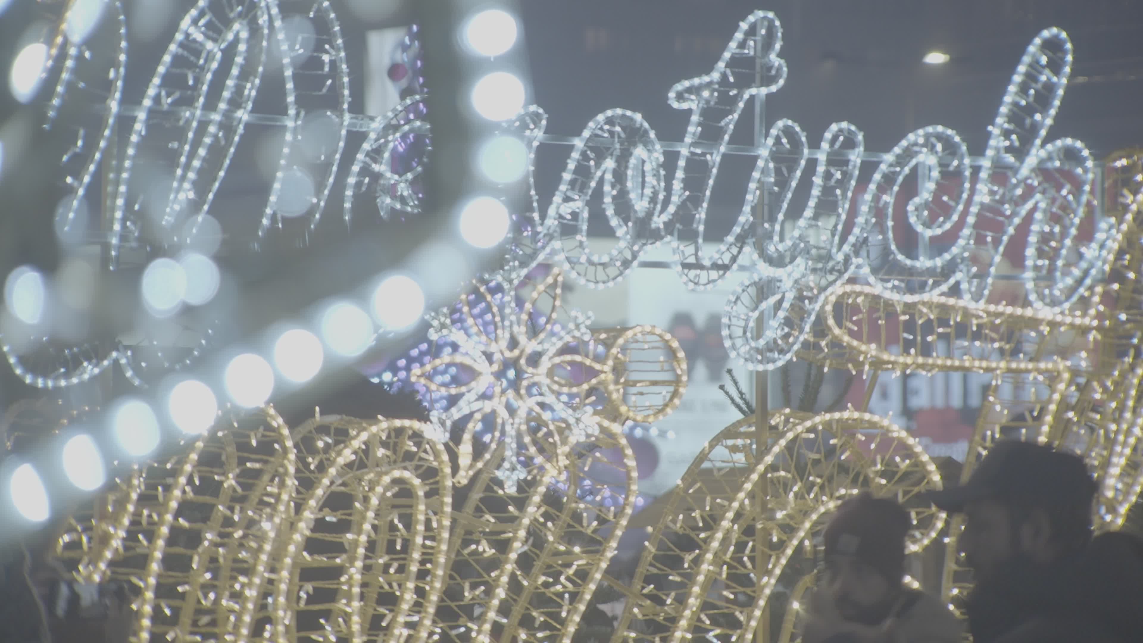 First ever Warsaw Christmas market in city center