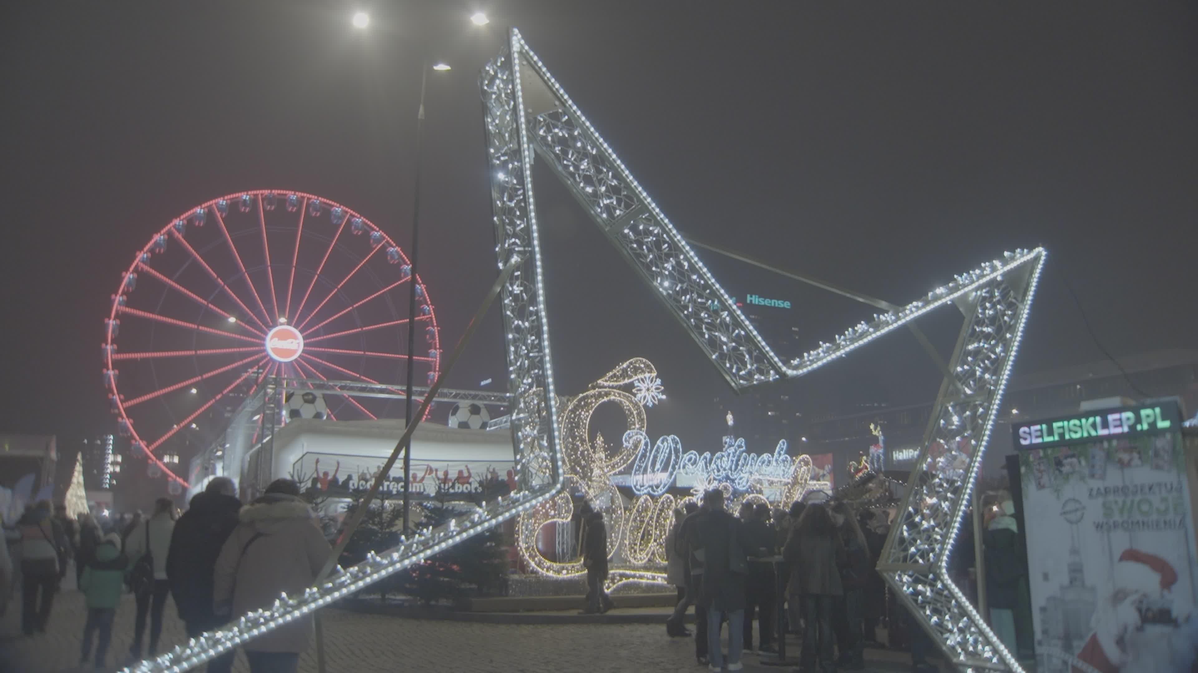 First ever Warsaw Christmas market in city center