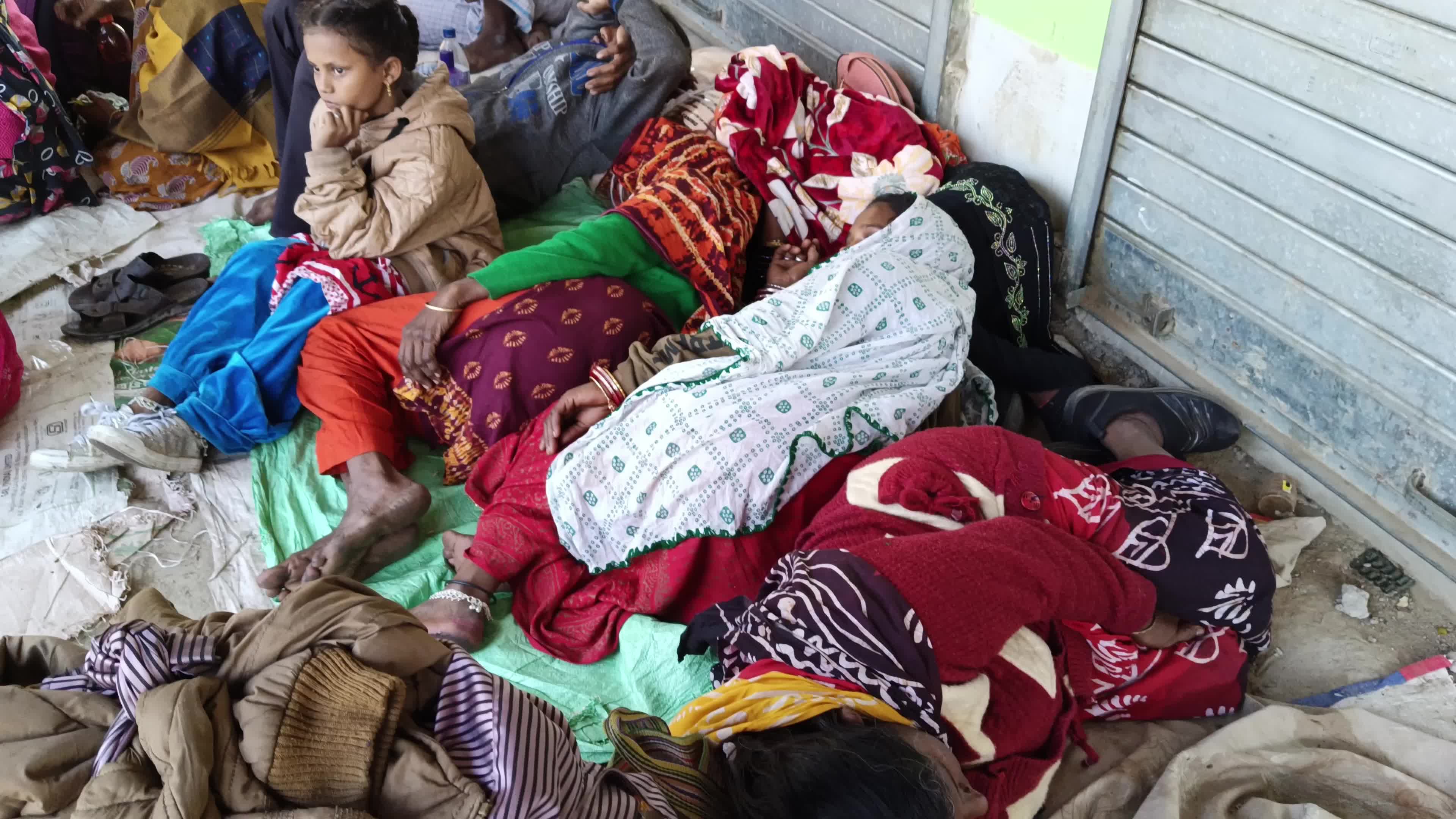 Bangladeshi Nationals Await Repatriation at India–Bangladesh Border