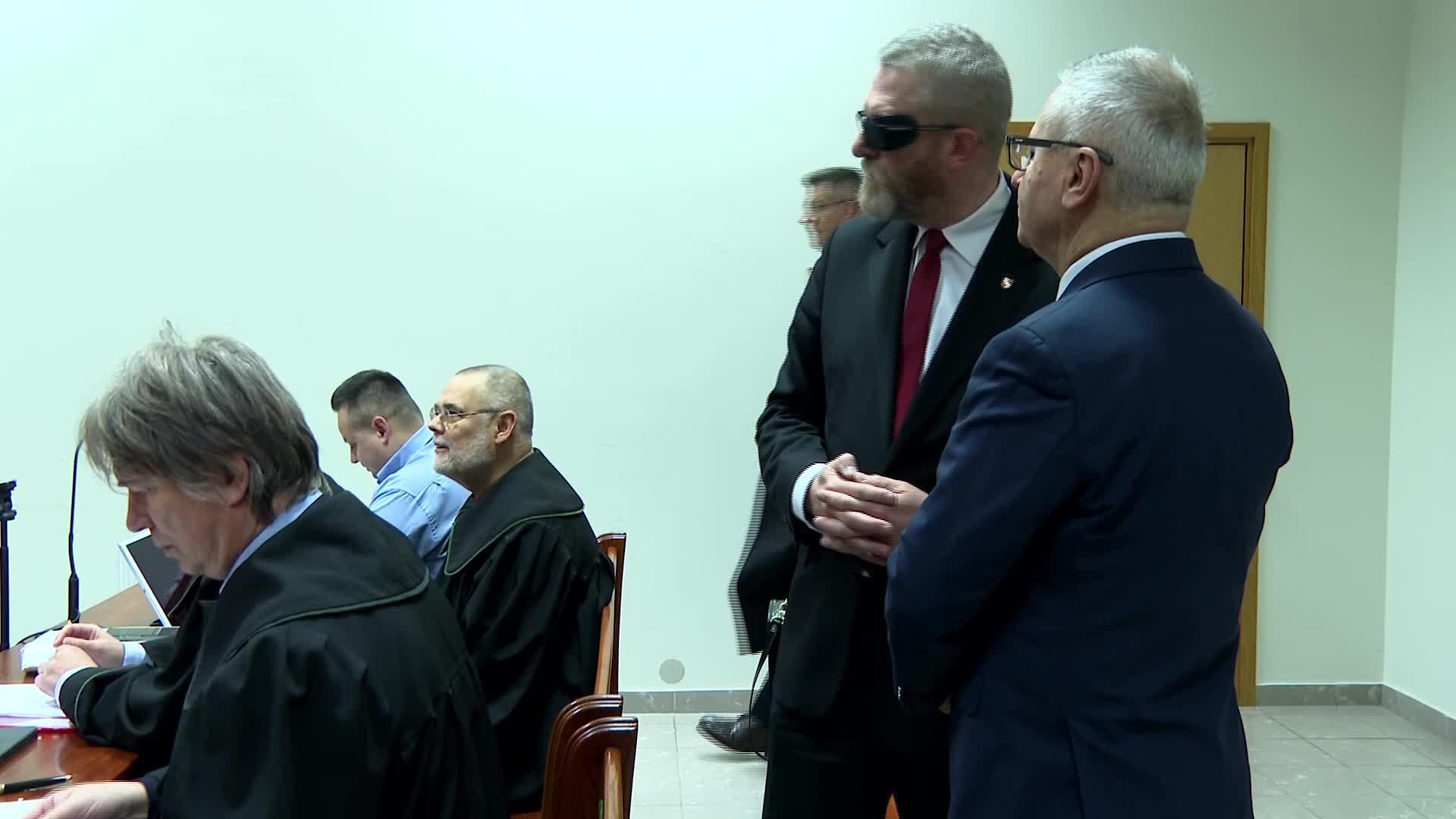POLAND: Trial of MEP, G.Braun over antisemitic incidents