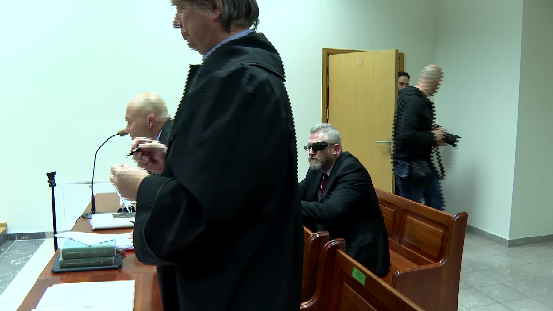 POLAND: Trial of MEP, G.Braun over antisemitic incidents