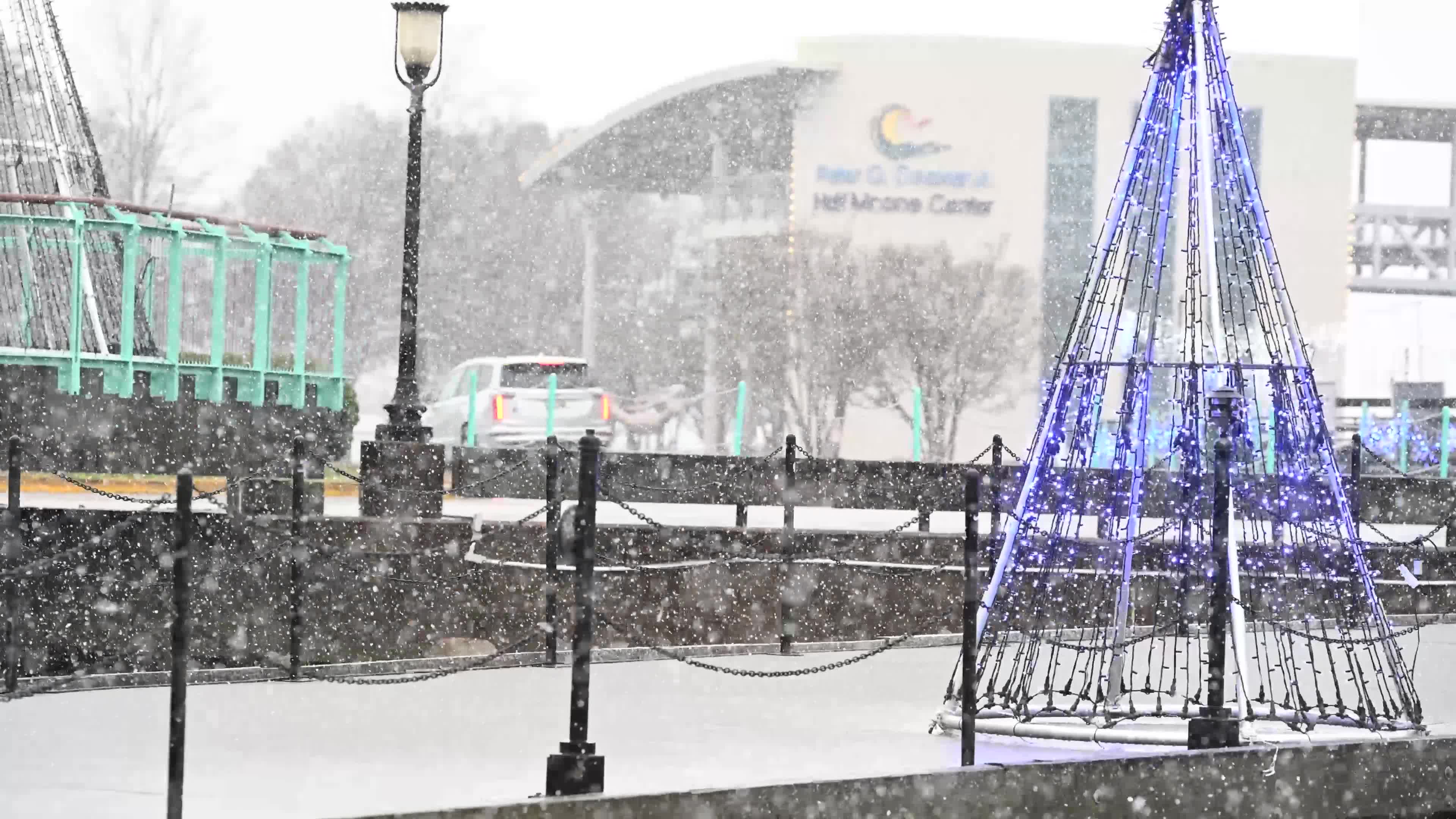 Snowstorm Hits Norfolk, Virginia