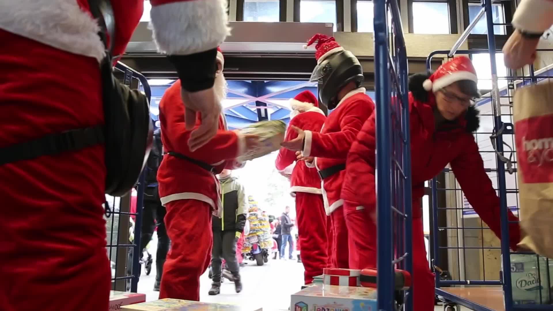 Santa Motorcyclists fundrise for children in Krakow, Poland 