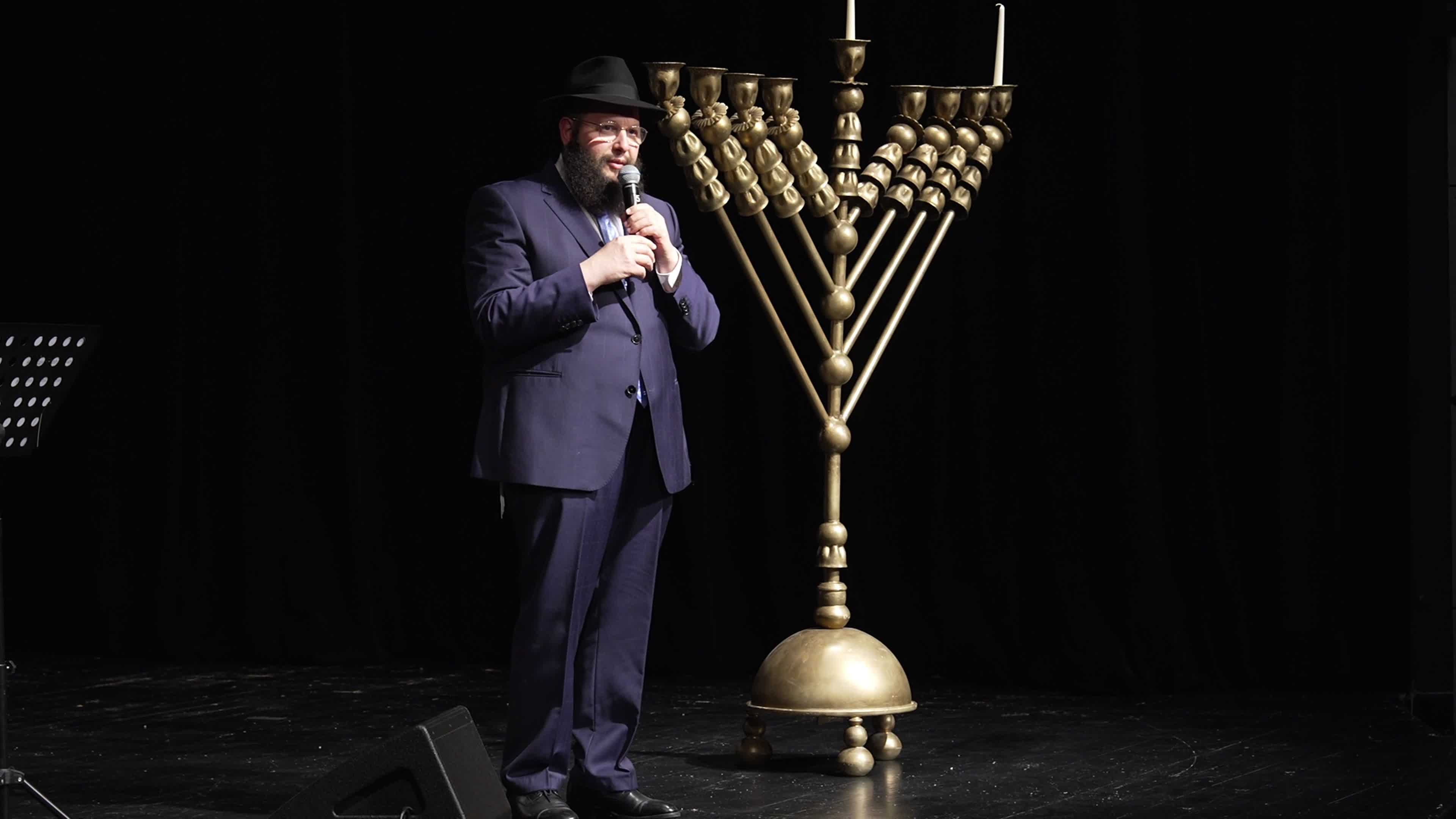 Start of Hanukkah celebrated in Warsaw