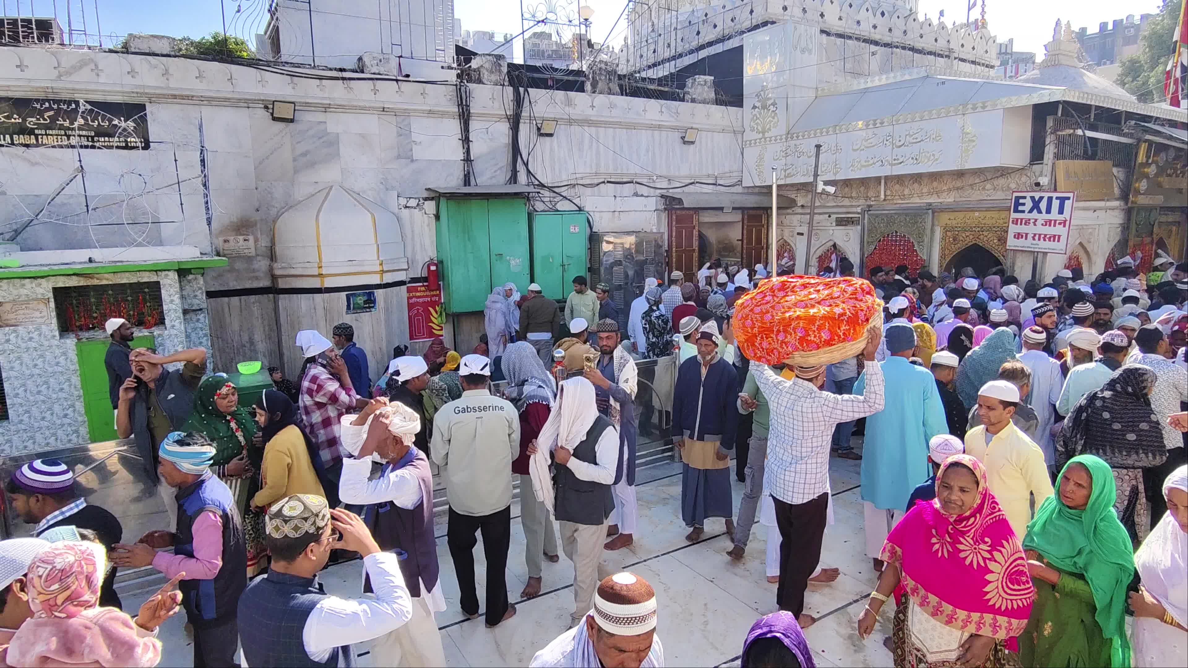 Indian Muslim Sufi devotees take part in Urs festival at the shrine of Sufi saint Khwaja Moinuddin Chishti in Ajmer, India, December 24, 2025.
