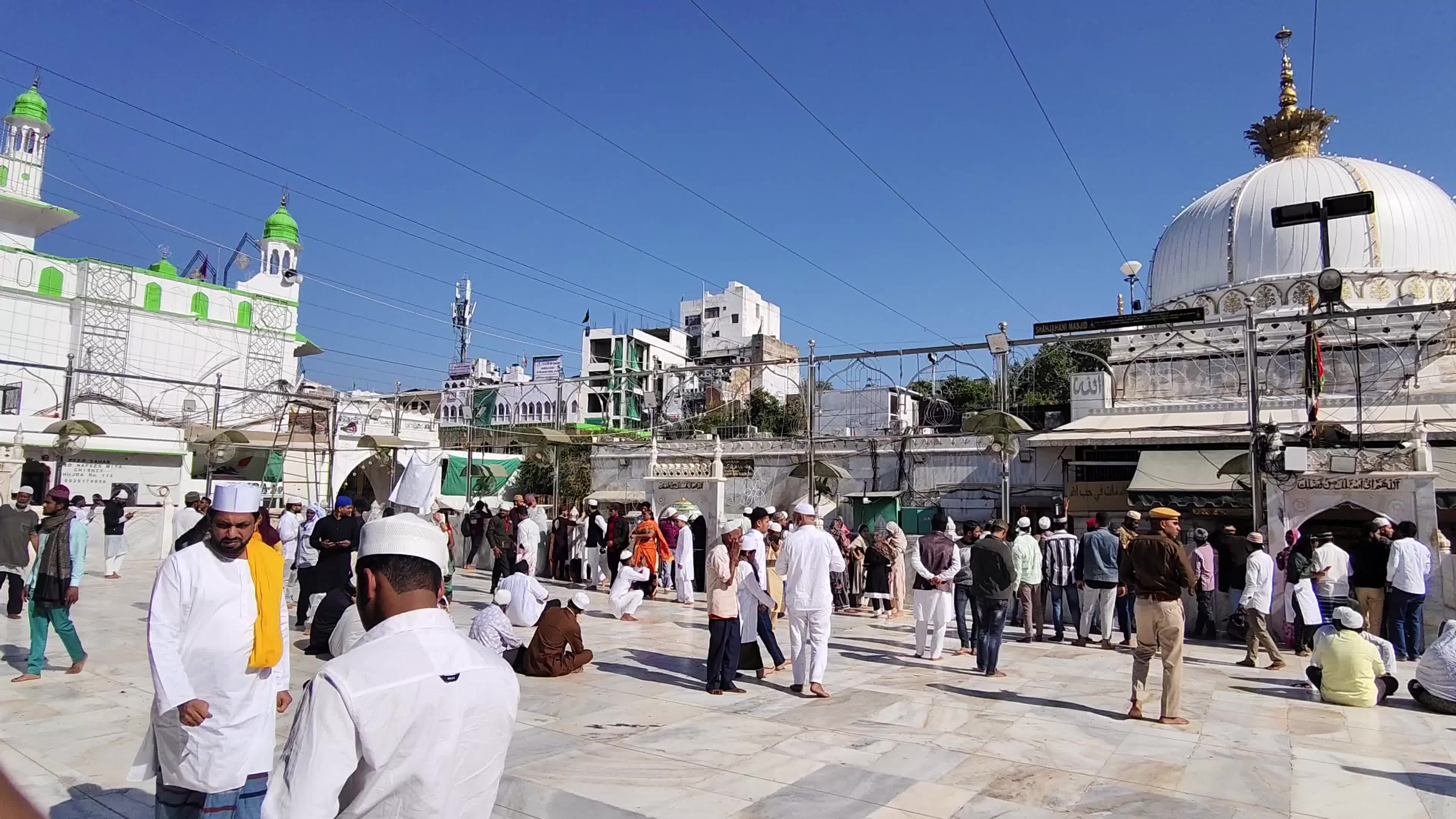 Indian Muslim Sufi devotees take part in Urs festival at the shrine of Sufi saint Khwaja Moinuddin Chishti in Ajmer