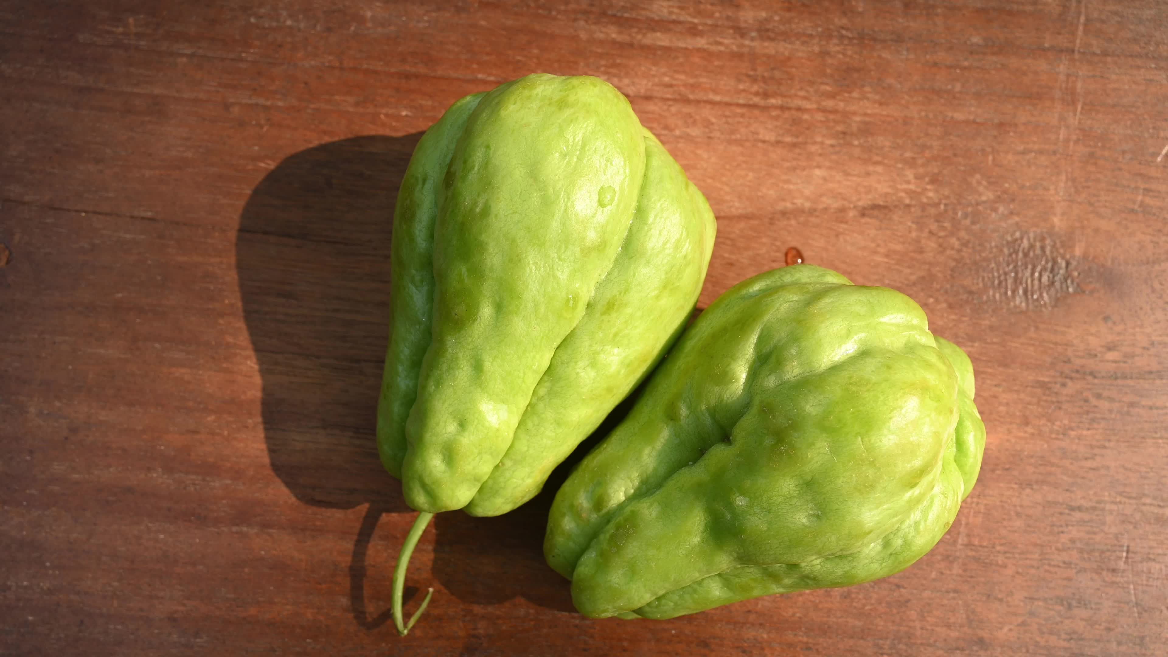 Chayote (Sechium edule) - Pear Squash - Vegetable 