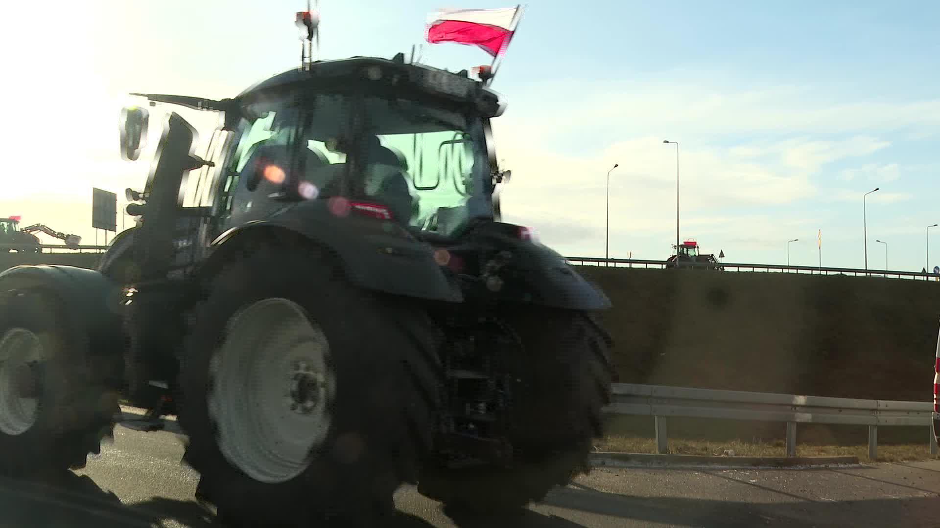 POLAND: Farmers stage nationwide protests against EU-Mercosur