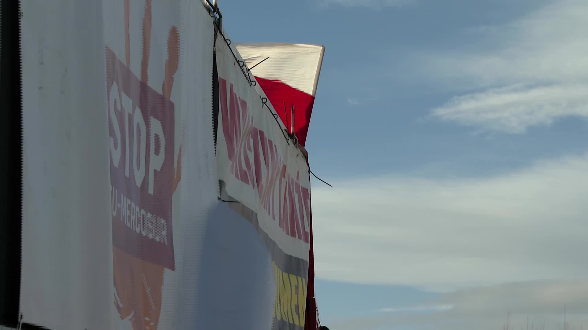 POLAND: Farmers stage nationwide protests against EU-Mercosur