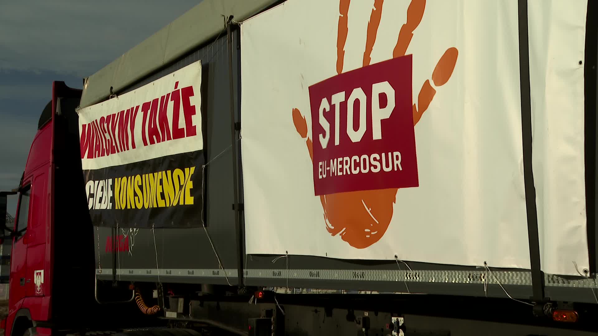 POLAND: Farmers stage nationwide protests against EU-Mercosur